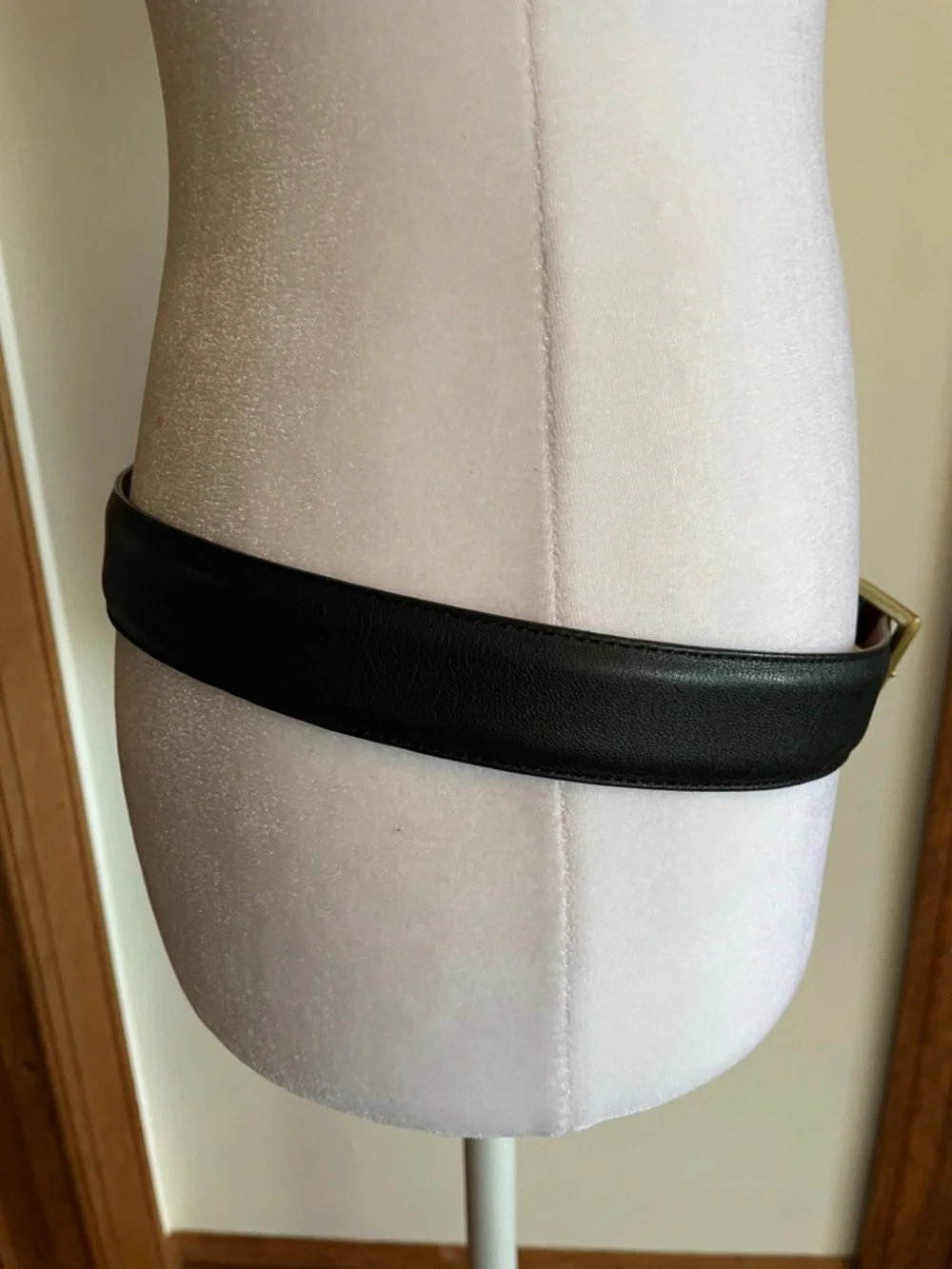 COACH Black Leather Belt 7600 with Brass Buckle Unisex 36